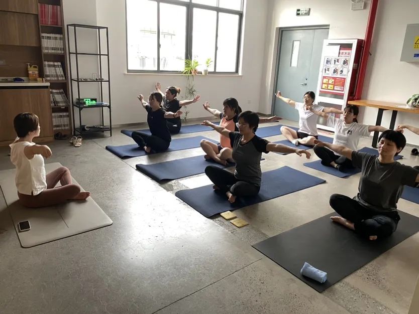 夏日炎炎， 中泰“瑜”你攜手同行